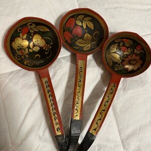Handcrafted Floral Wooden Ladle Set - Red and Gold